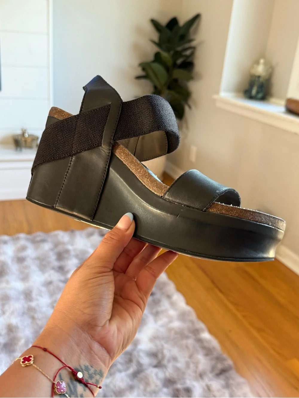 OTBT Black Leather Platform Wedge Sandals Women’s Comfort Sandals